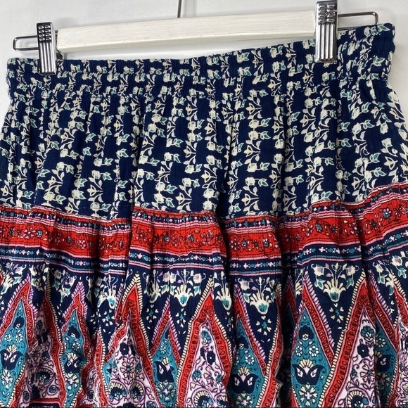 Patrons of Peace Pull on skirt mini dinglebell hem - Picture 9 of 9